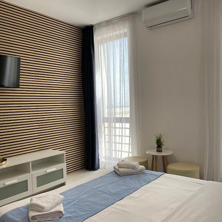 Beach Rooms Roberta Мамая Екстериор снимка